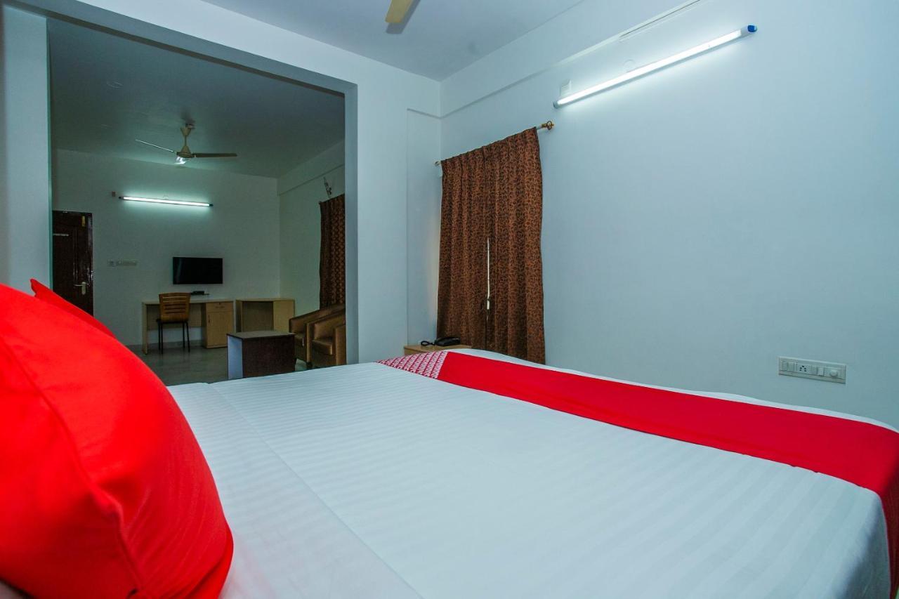 Capital O 5379 The Roy Grand Inns Bangalore Dış mekan fotoğraf